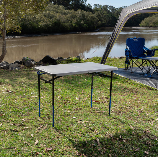 Quest Handy 100 Table