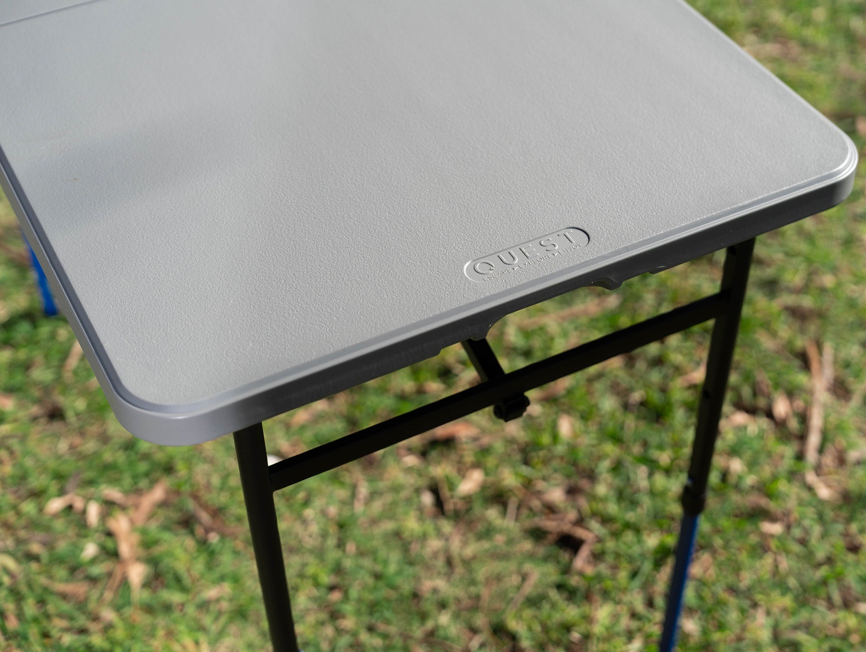 Quest Handy 100 Camp Table, 100cm, Folding Portable – Quest Outdoors ...