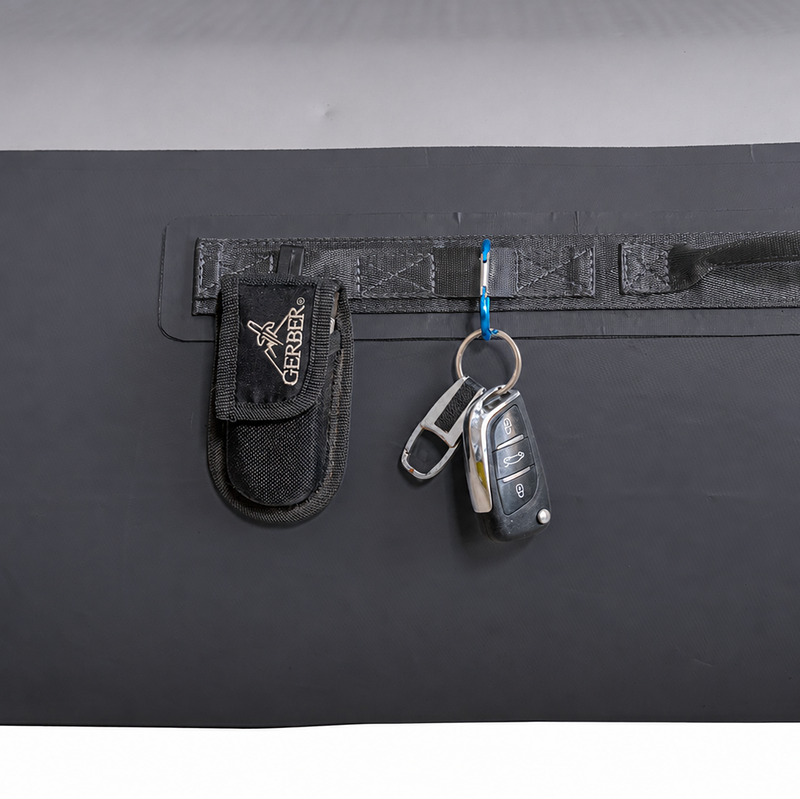 Load image into Gallery viewer, Quest Outdoors Inflating Swag Base Platform 