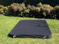 Load and play video in Gallery viewer, Pack away a self inflating mat
